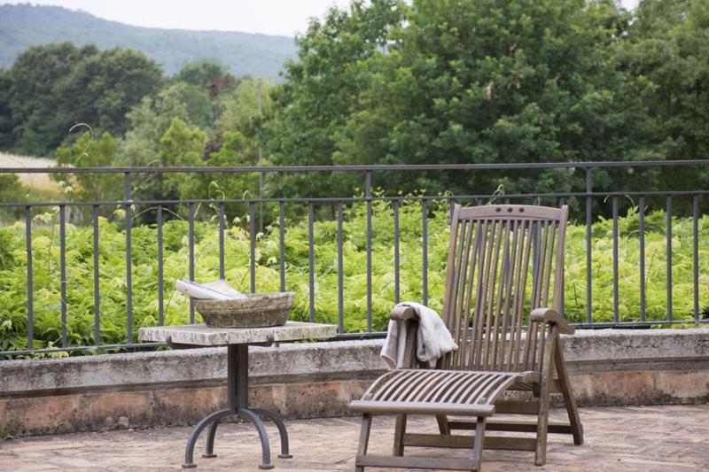 Agriturismo Scuderie Della Contea Sutri Luaran gambar